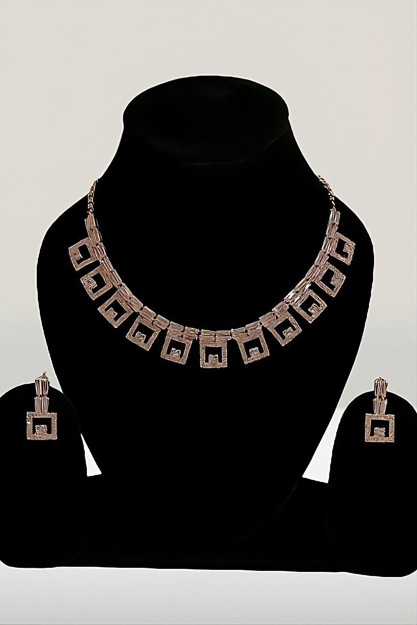 Square Shaped Diamond Set