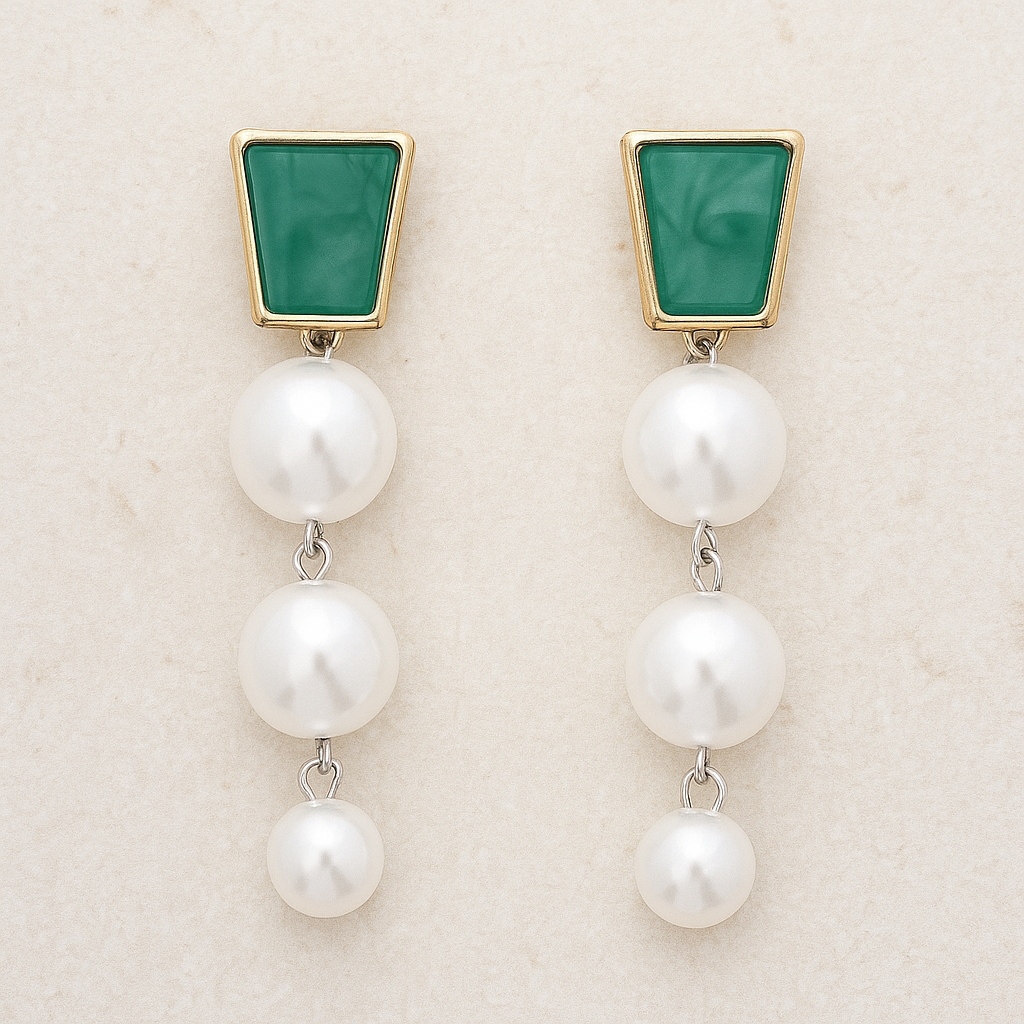 Pearl drop earring